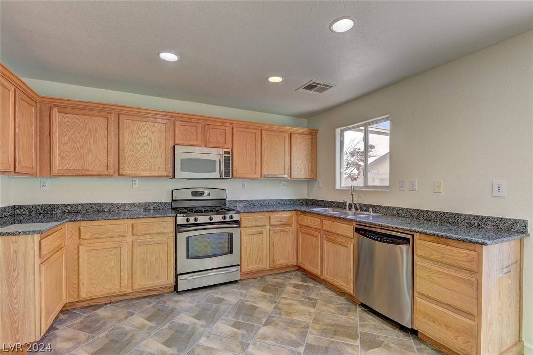 Las Vegas, NV 89131,8313 New Leaf AVE