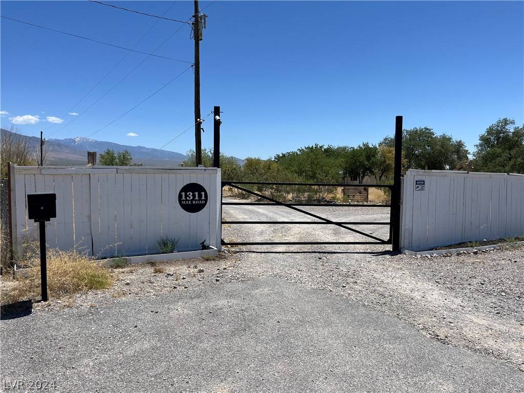 Pahrump, NV 89060,1311 Mae RD