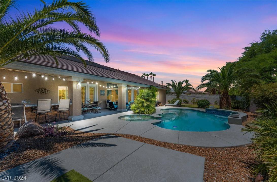 Las Vegas, NV 89129,4592 Clay Peak DR