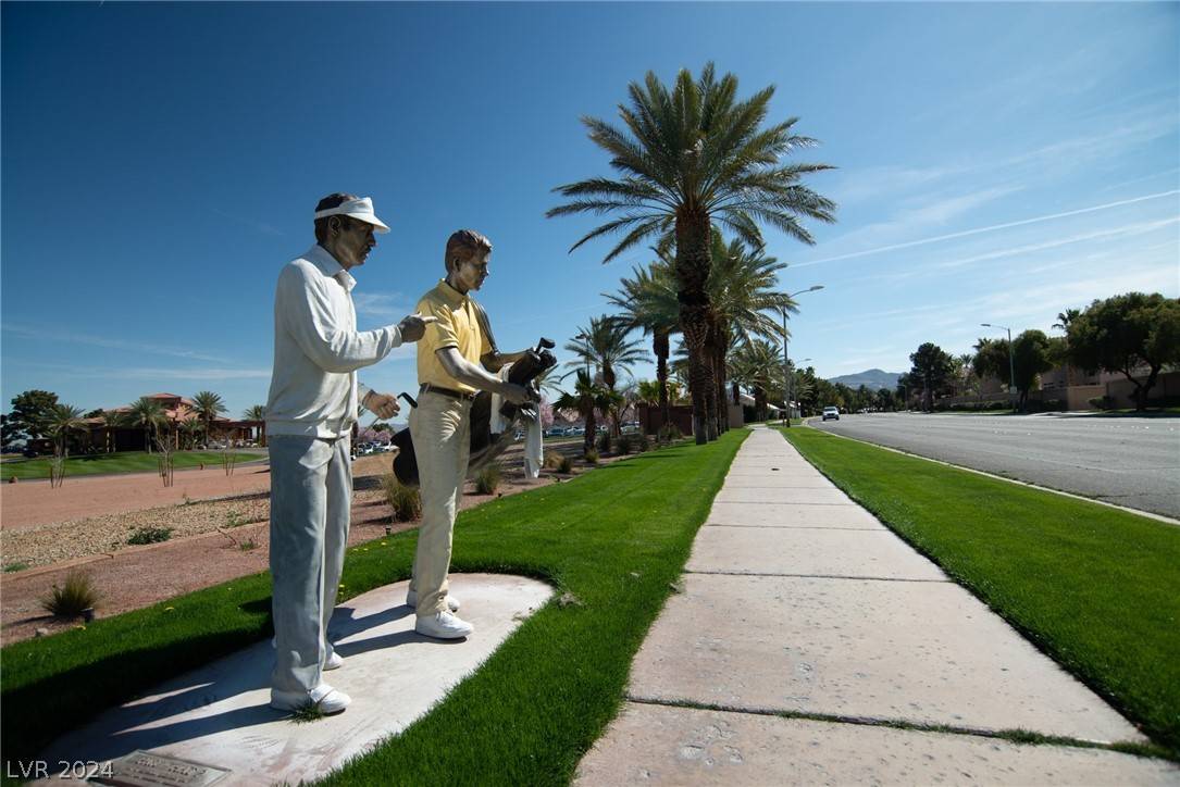 Las Vegas, NV 89120,3814 Stadium AVE