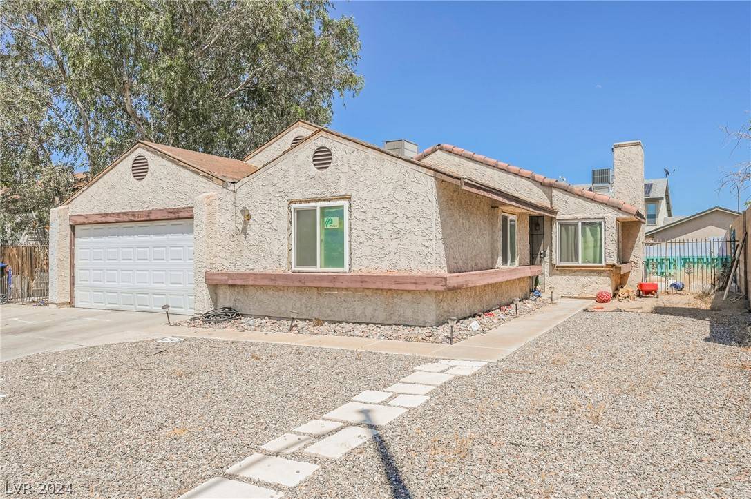 Henderson, NV 89002,823 Spikenard DR