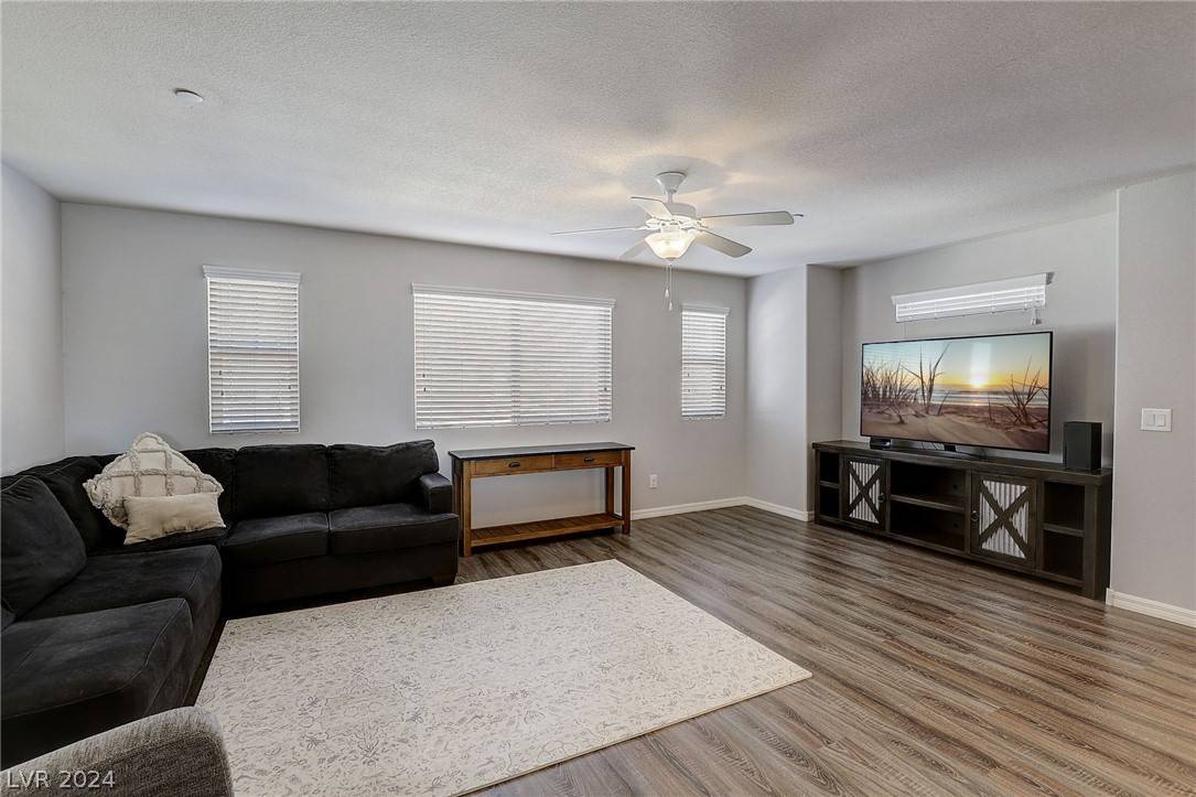 Henderson, NV 89074,1525 Spiced Wine AVE #21101