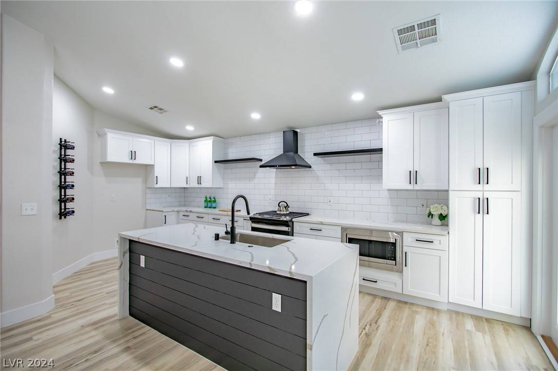 Henderson, NV 89014,1123 Sierra Laurel CT