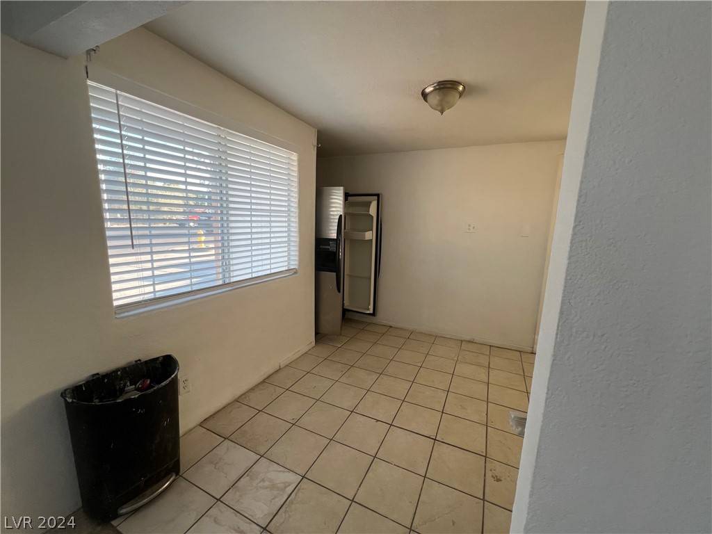 Las Vegas, NV 89104,2137 E Saint Louis AVE