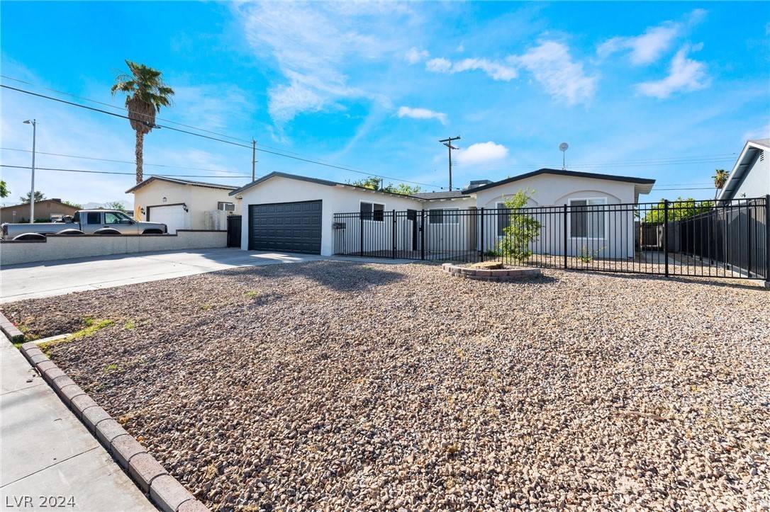 Las Vegas, NV 89102,4320 San Joaquin AVE