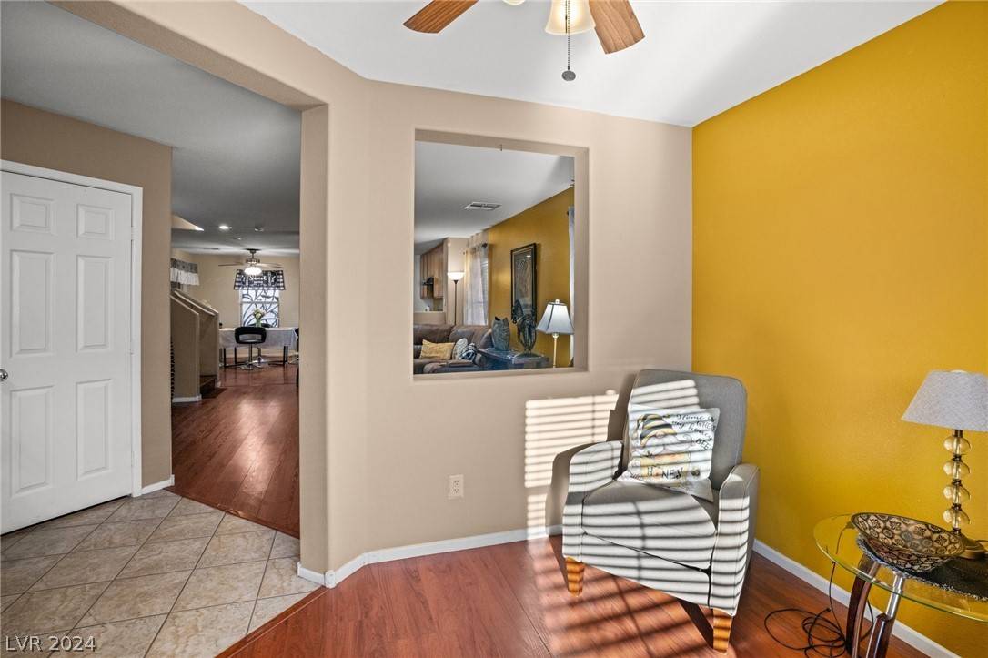 Las Vegas, NV 89183,11652 Giles ST