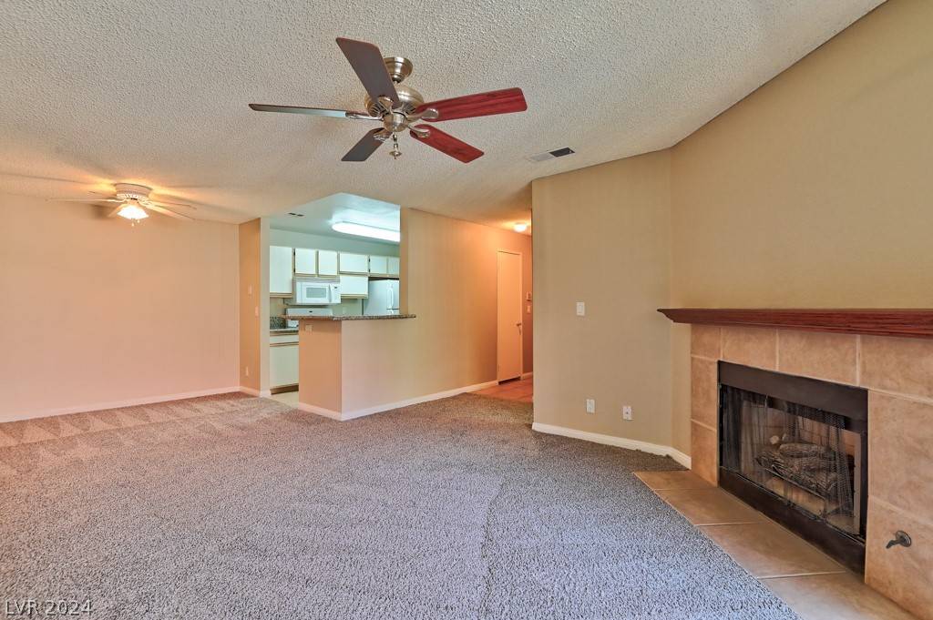 Las Vegas, NV 89117,2200 S Fort Apache RD #2053