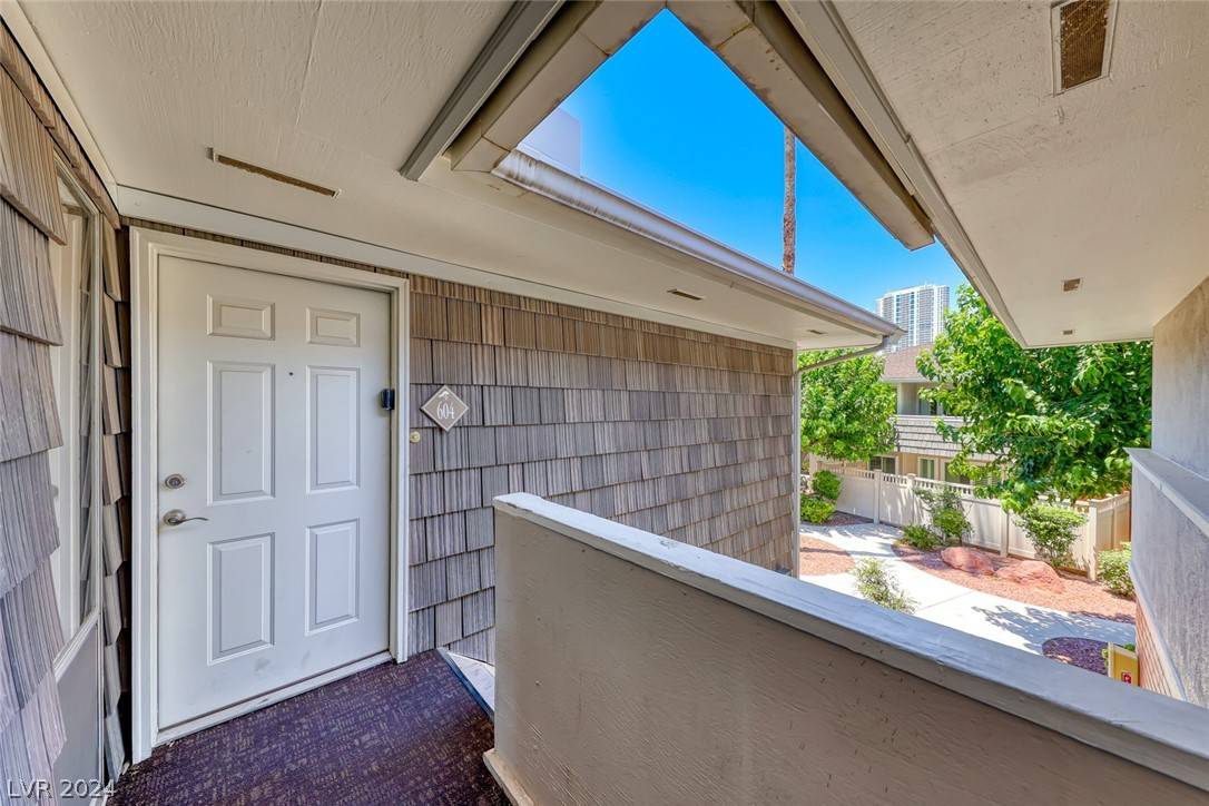 Las Vegas, NV 89109,777 Oakmont AVE #604