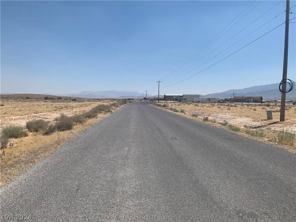 Pahrump, NV 89048,10051 S Oakridge AVE