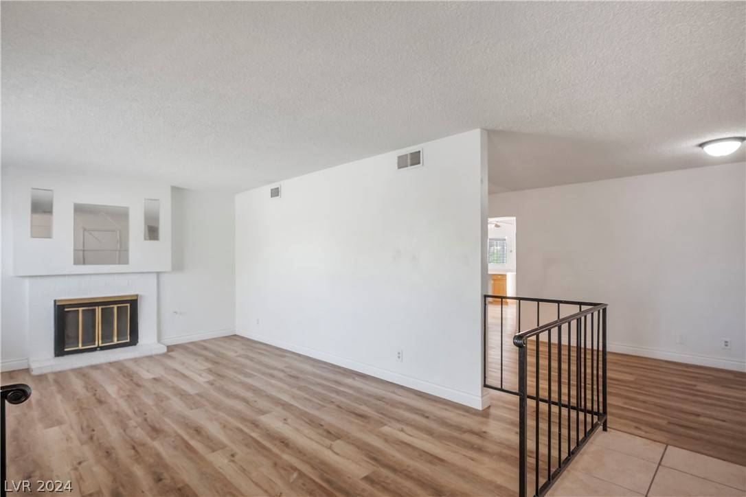 Las Vegas, NV 89121,2746 Capistrano AVE