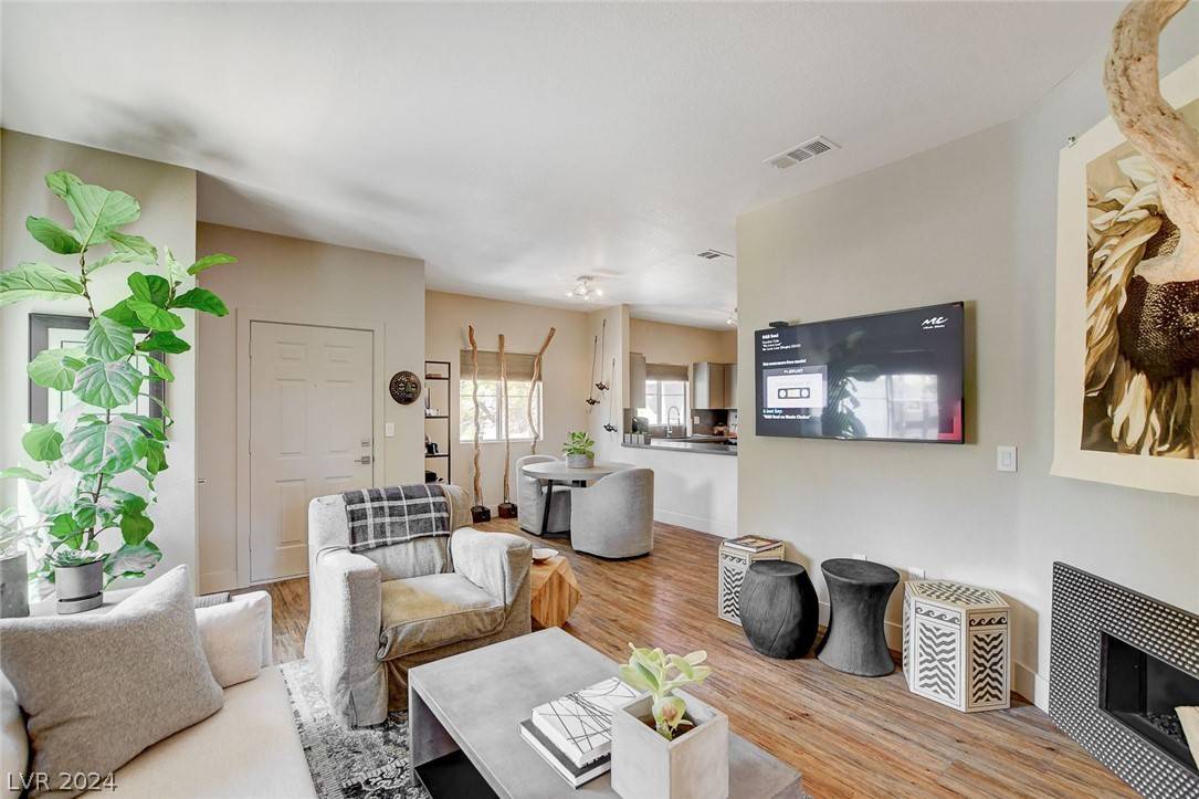 Las Vegas, NV 89118,5250 S Rainbow BLVD #2133