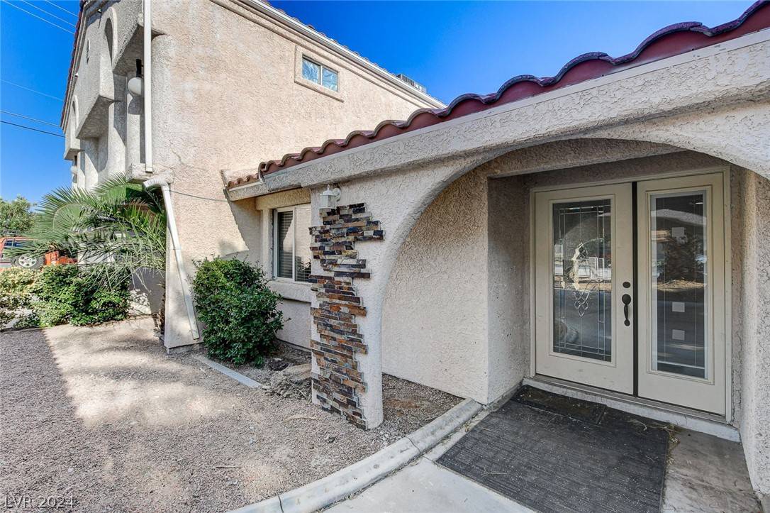 Las Vegas, NV 89108,2855 N Jones BLVD