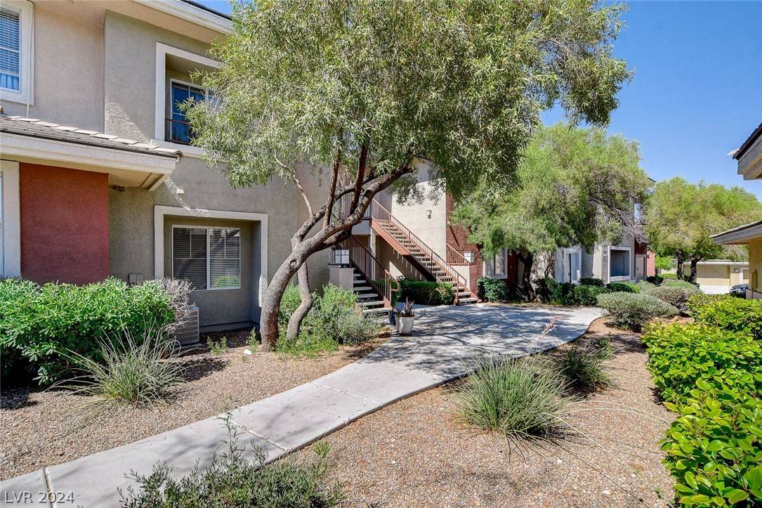 Las Vegas, NV 89144,905 Domnus LN #104