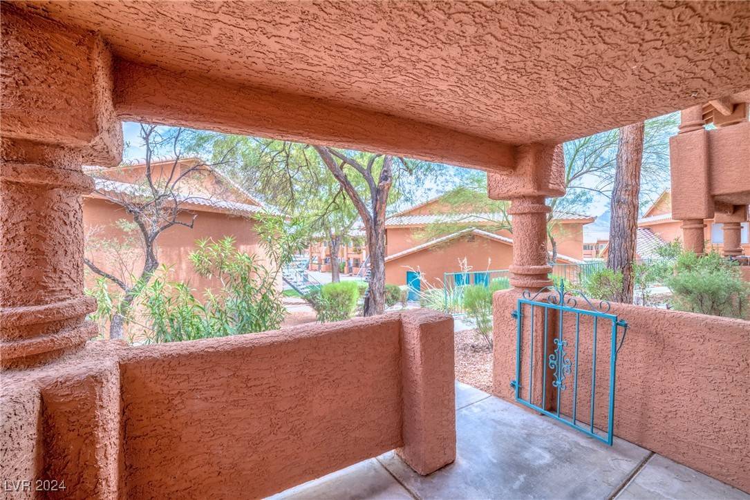 Mesquite, NV 89027,845 Mesquite Springs DR #102