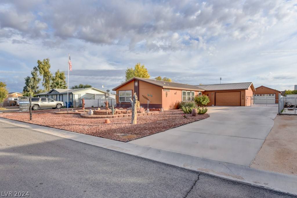 Overton, NV 89040,235 E Alma AVE