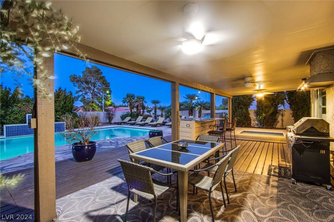 Las Vegas, NV 89102,2308 La Solana WAY