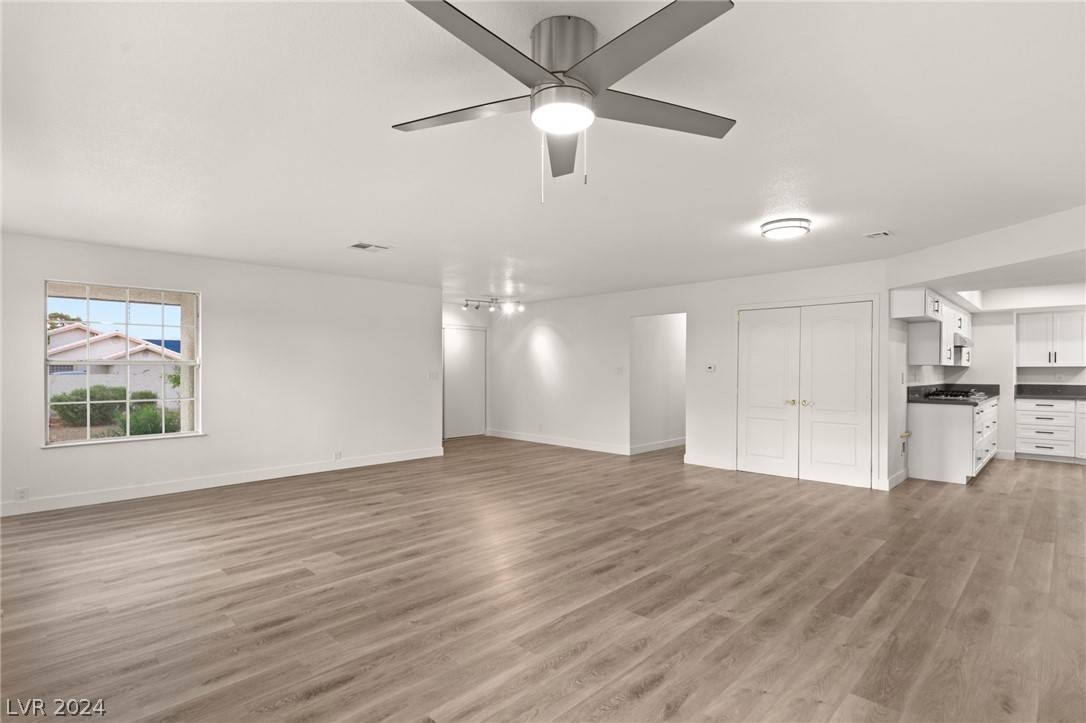 Henderson, NV 89002,1920 Roan RD