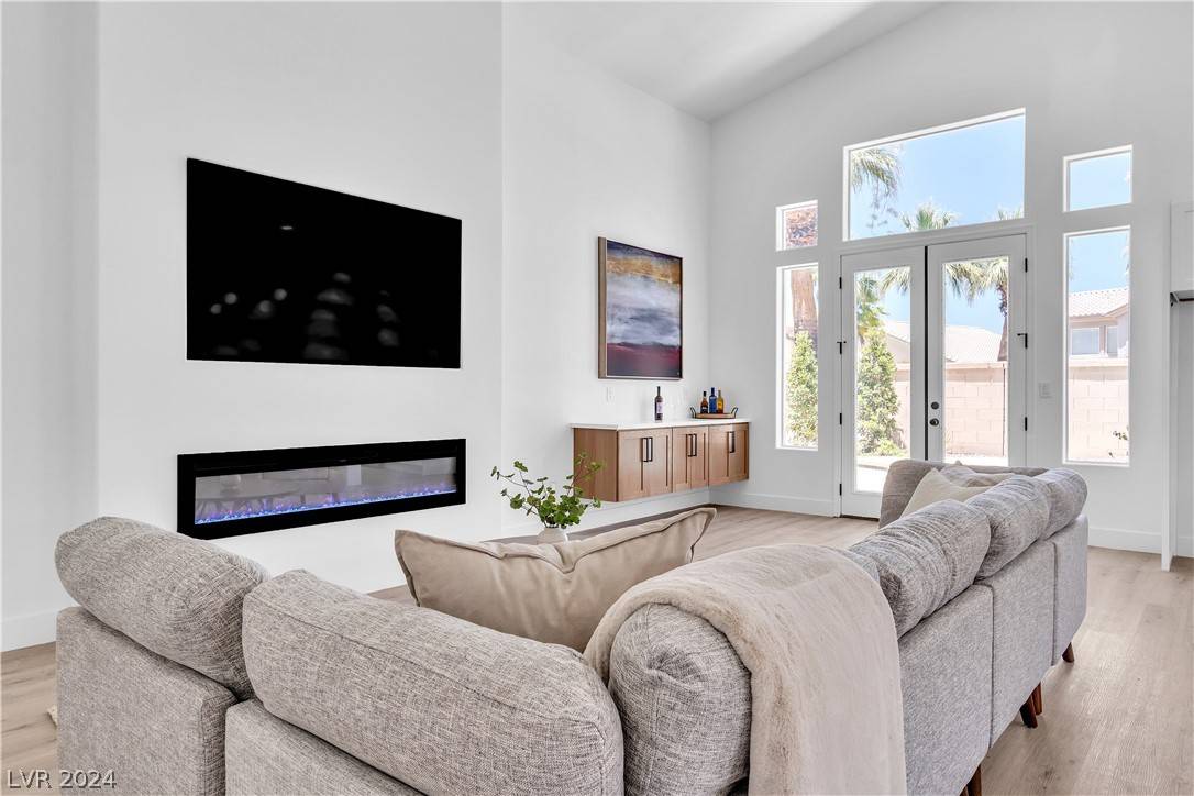 Las Vegas, NV 89147,8870 Las Montanas AVE