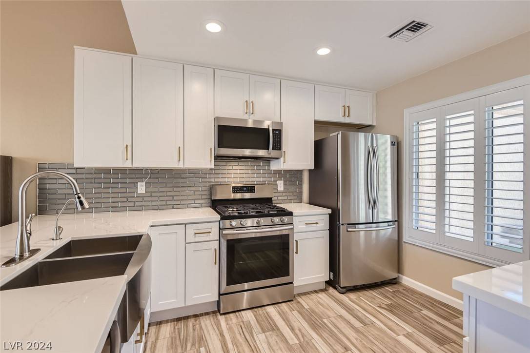 Las Vegas, NV 89134,9036 Villa Ridge DR