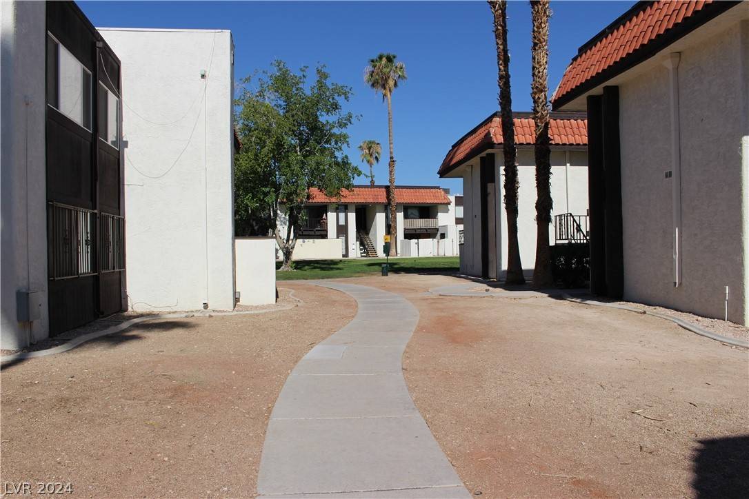 Las Vegas, NV 89169,1405 Vegas Valley DR #165