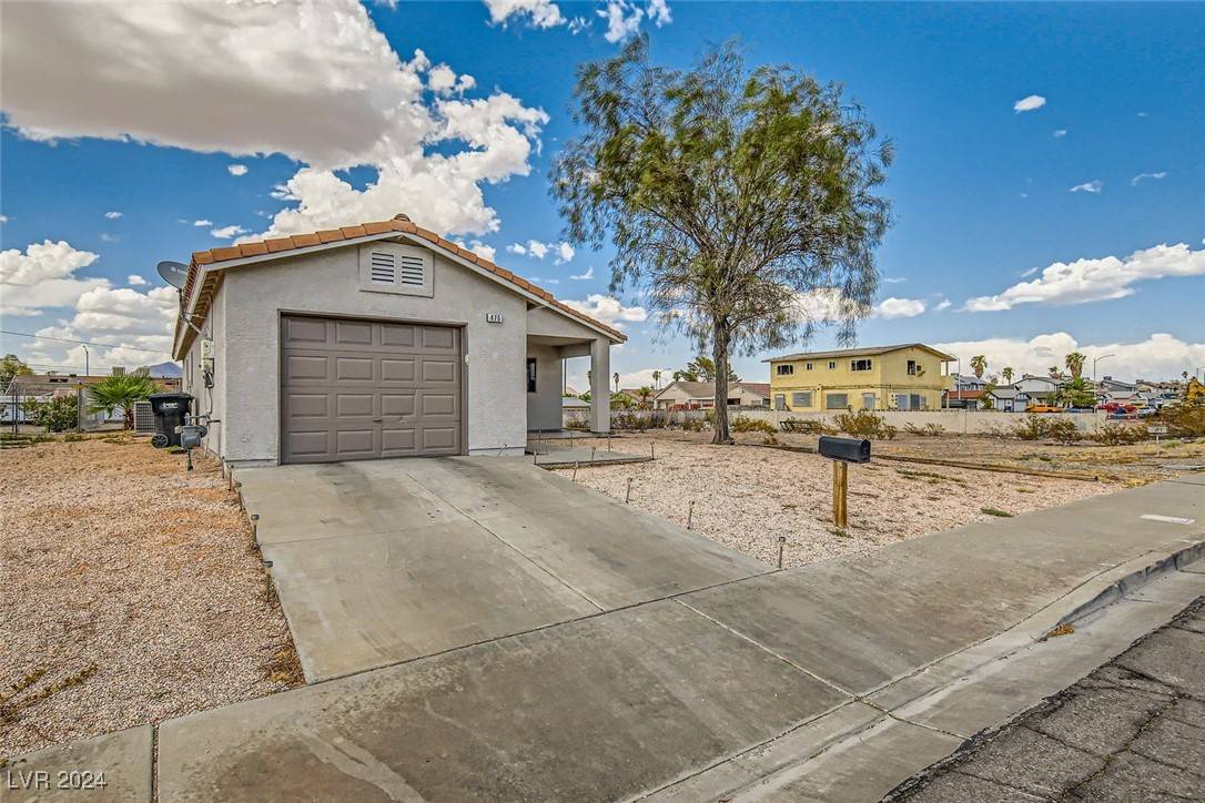Henderson, NV 89011,475 E Merlayne DR