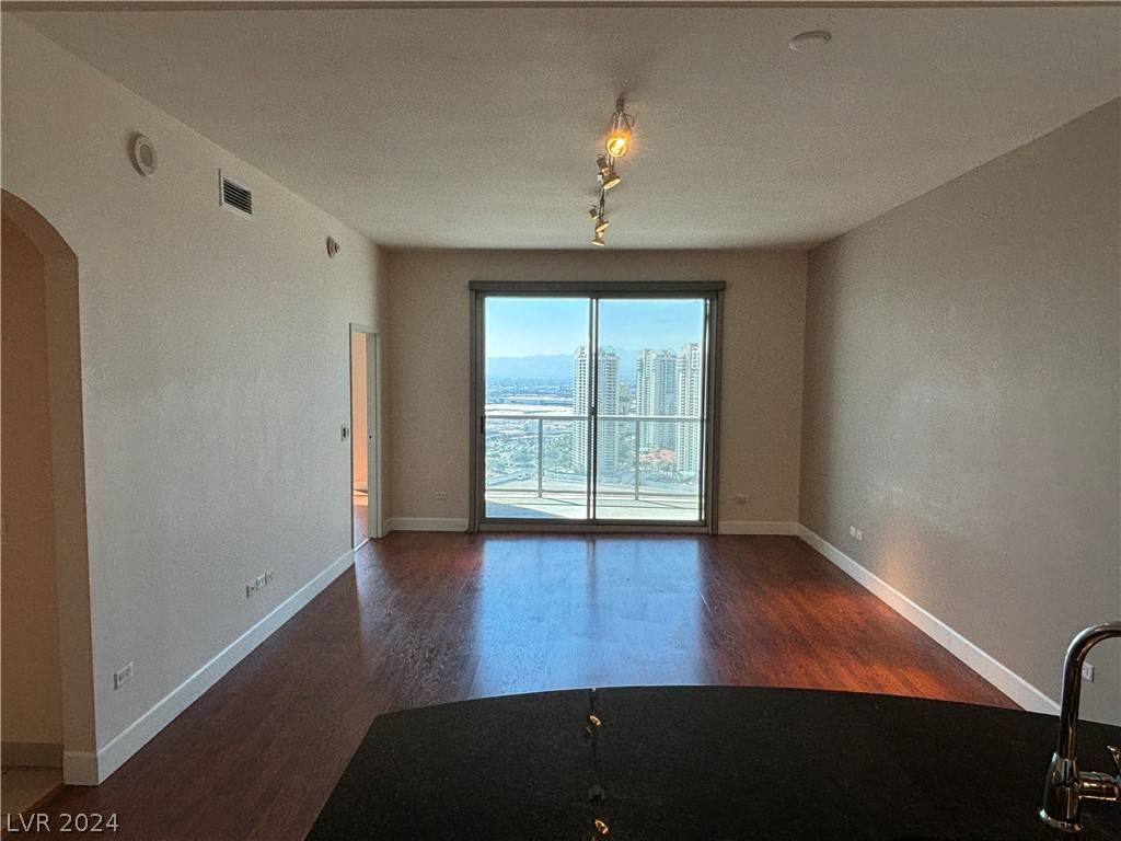 Las Vegas, NV 89102,200 W Sahara AVE #3506