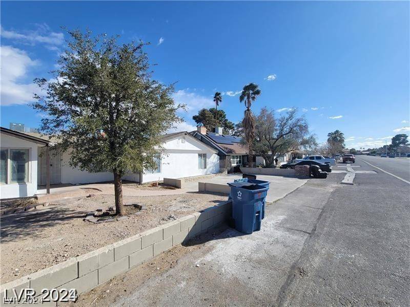 Las Vegas, NV 89108,1710 Shadow Mountain PL
