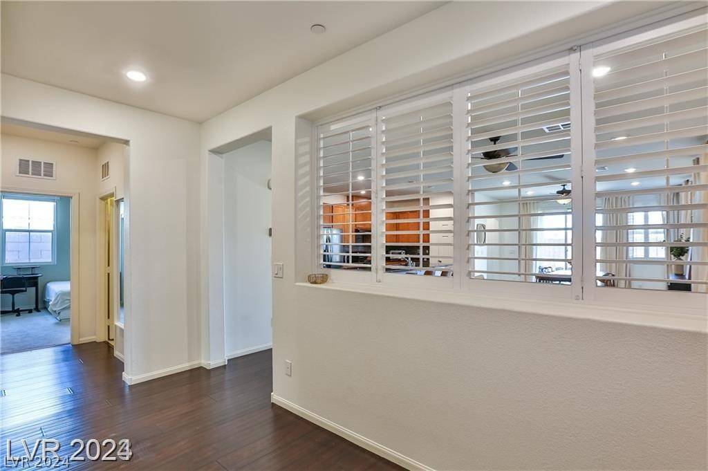 Henderson, NV 89044,3208 Brescia Bank AVE
