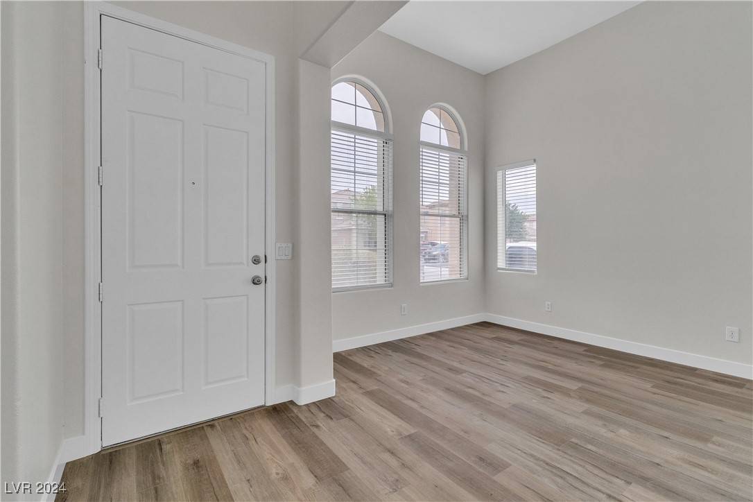 Las Vegas, NV 89115,4448 Laguna Garden AVE