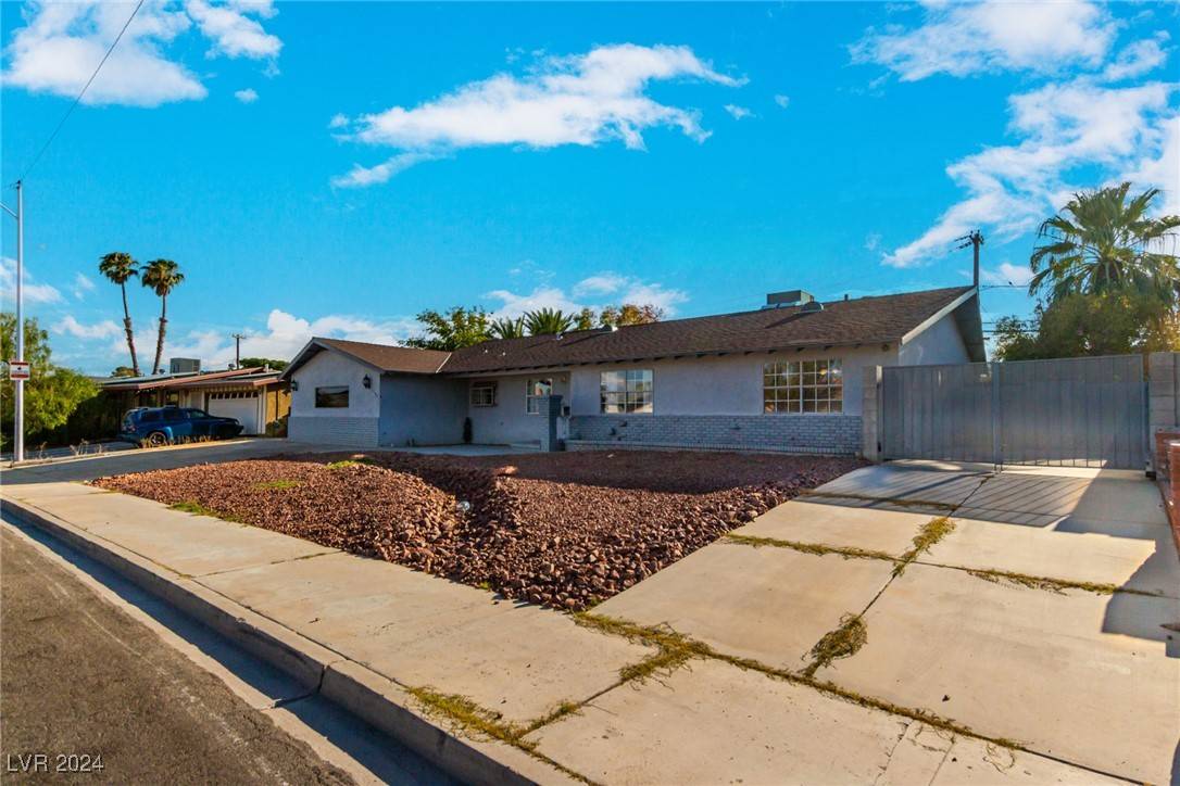 Las Vegas, NV 89102,2100 Las Flores ST