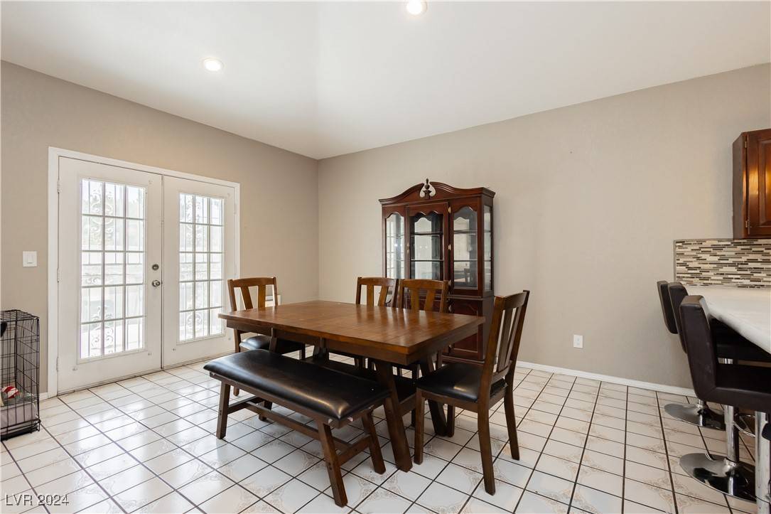 Las Vegas, NV 89107,728 Sea Pines LN