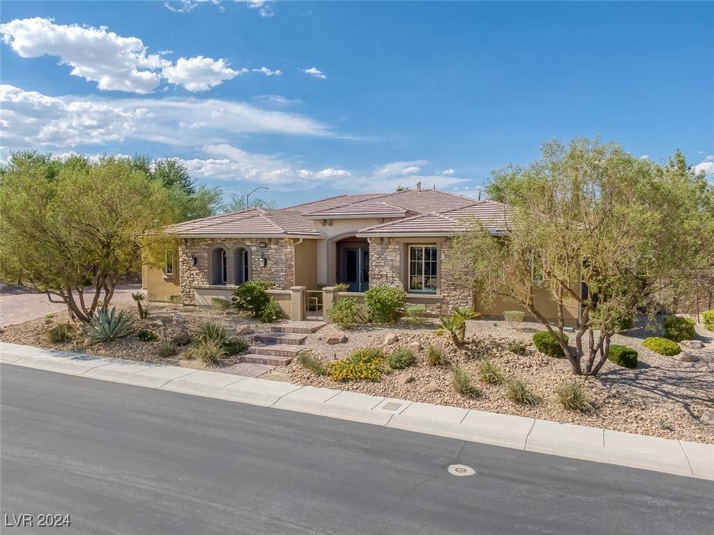 Las Vegas, NV 89149,9676 Jamies Jewel WAY