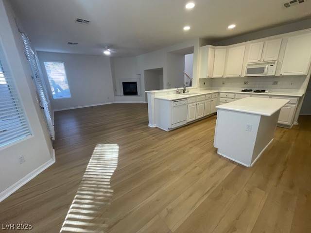 Henderson, NV 89052,1335 Temporale DR