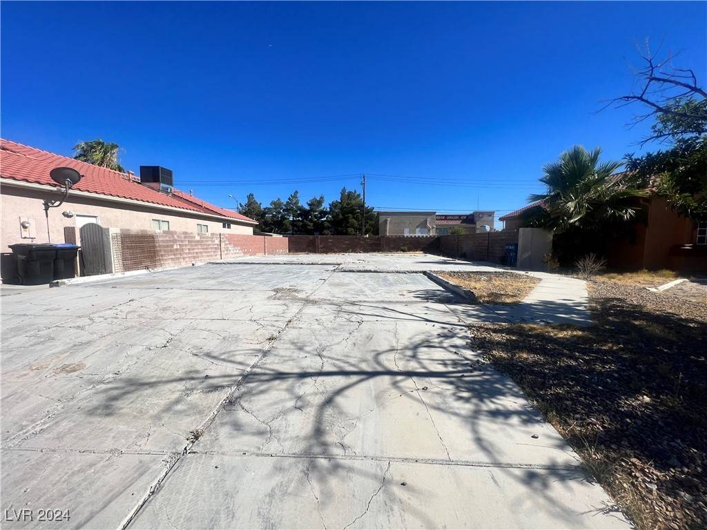 North Las Vegas, NV 89032,2209 Keller CT