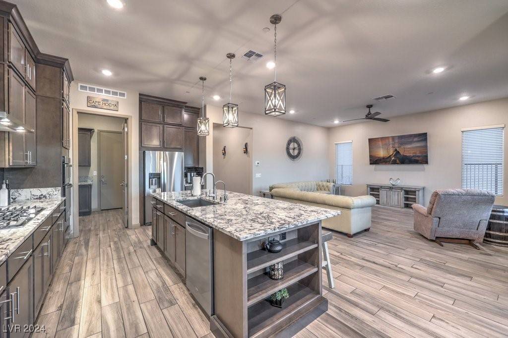 Henderson, NV 89011,50 Desert Ivy LN