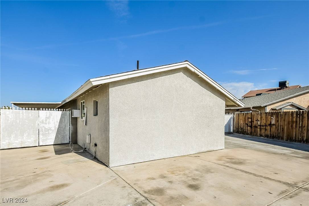 Las Vegas, NV 89108,4629 W Lake Mead BLVD