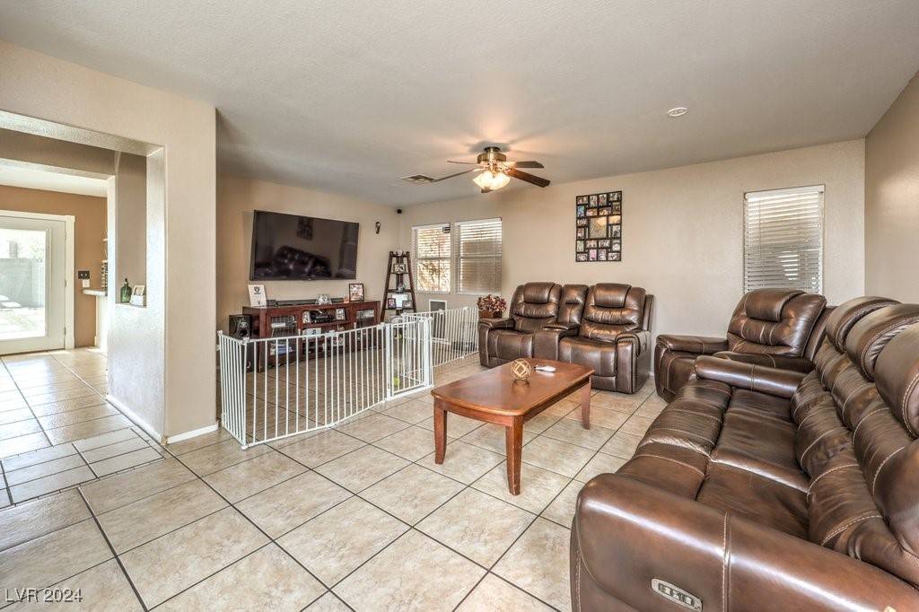 Las Vegas, NV 89129,9301 Leaping Lilly AVE
