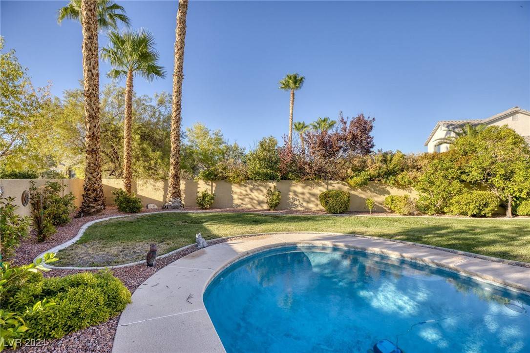 Henderson, NV 89052,1002 Prestige Meadows PL