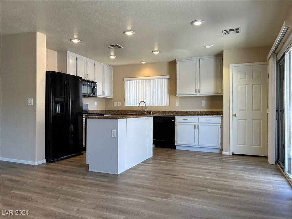 Las Vegas, NV 89139,6318 Amethyst Park CT