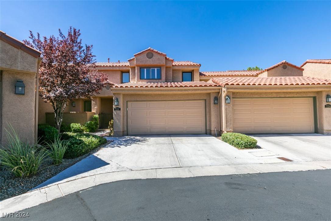 Las Vegas, NV 89113,7132 Mission Hills DR