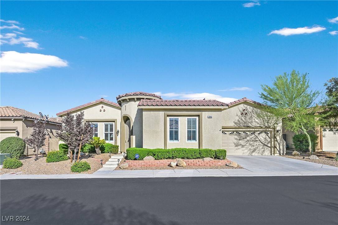 Las Vegas, NV 89113,7842 Galloping Hills ST