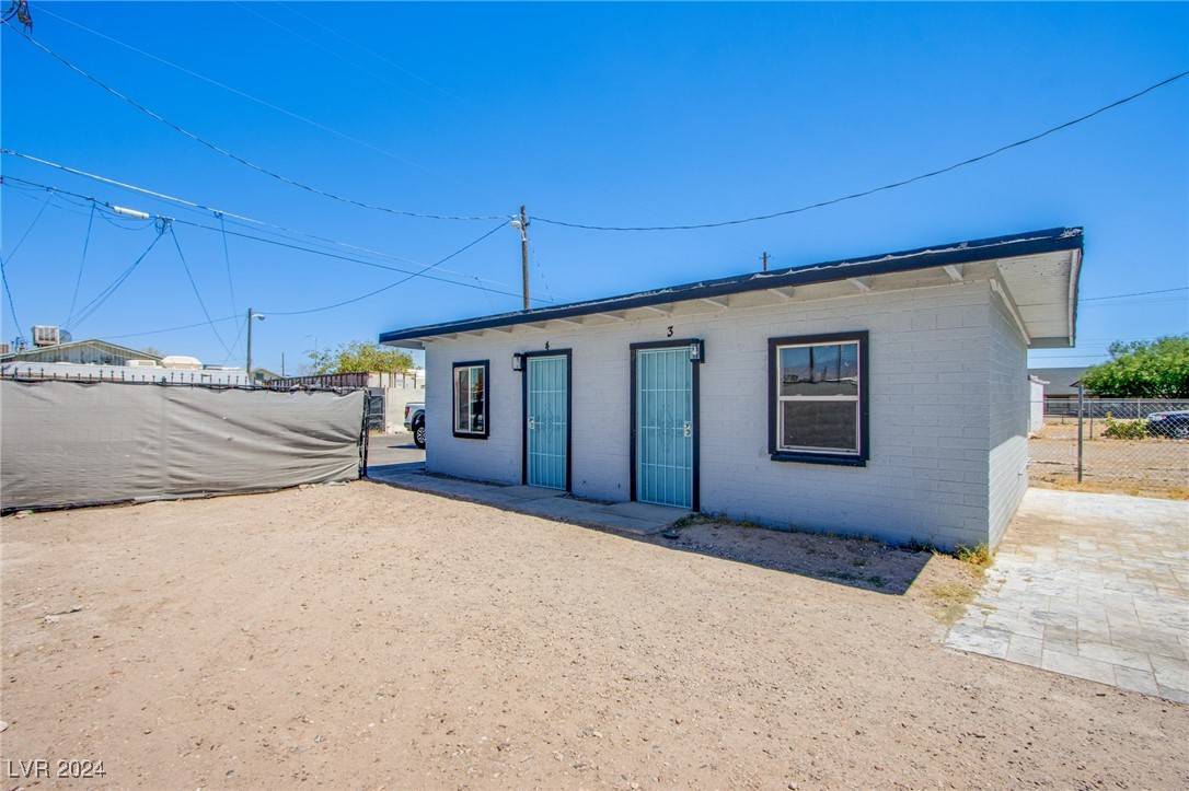 Las Vegas, NV 89106,612 W Washington AVE