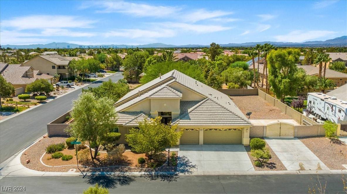 Las Vegas, NV 89131,6535 Fence Jumper AVE