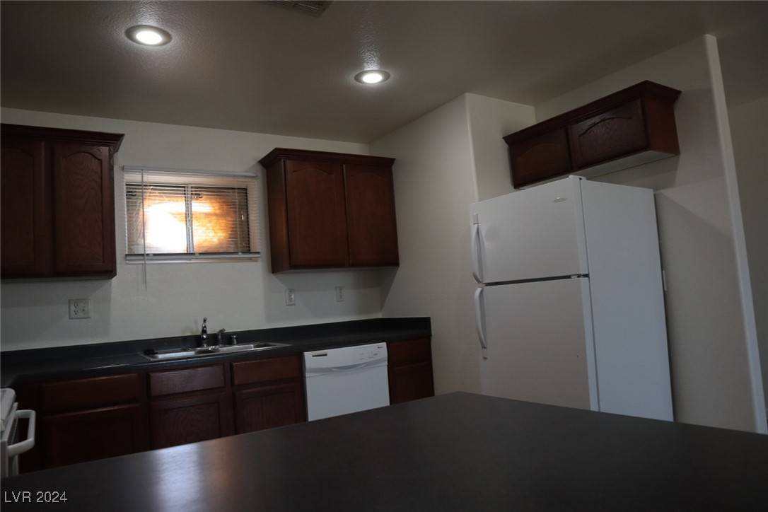 Pahrump, NV 89048,200 Mount Charleston DR