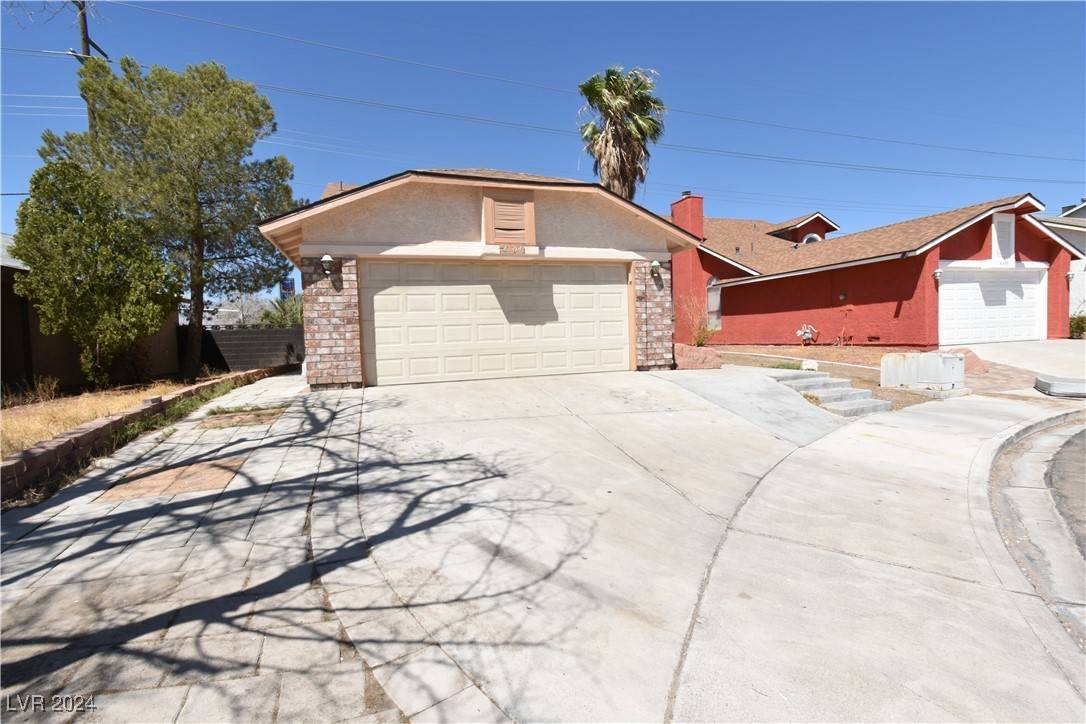Las Vegas, NV 89108,4404 McBride DR