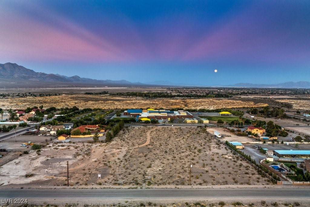 Las Vegas, NV 89143,00 Homestead