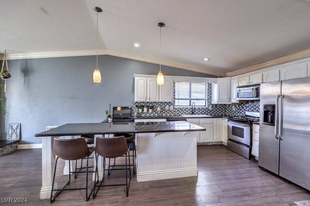 Henderson, NV 89014,2423 Vista Colina ST
