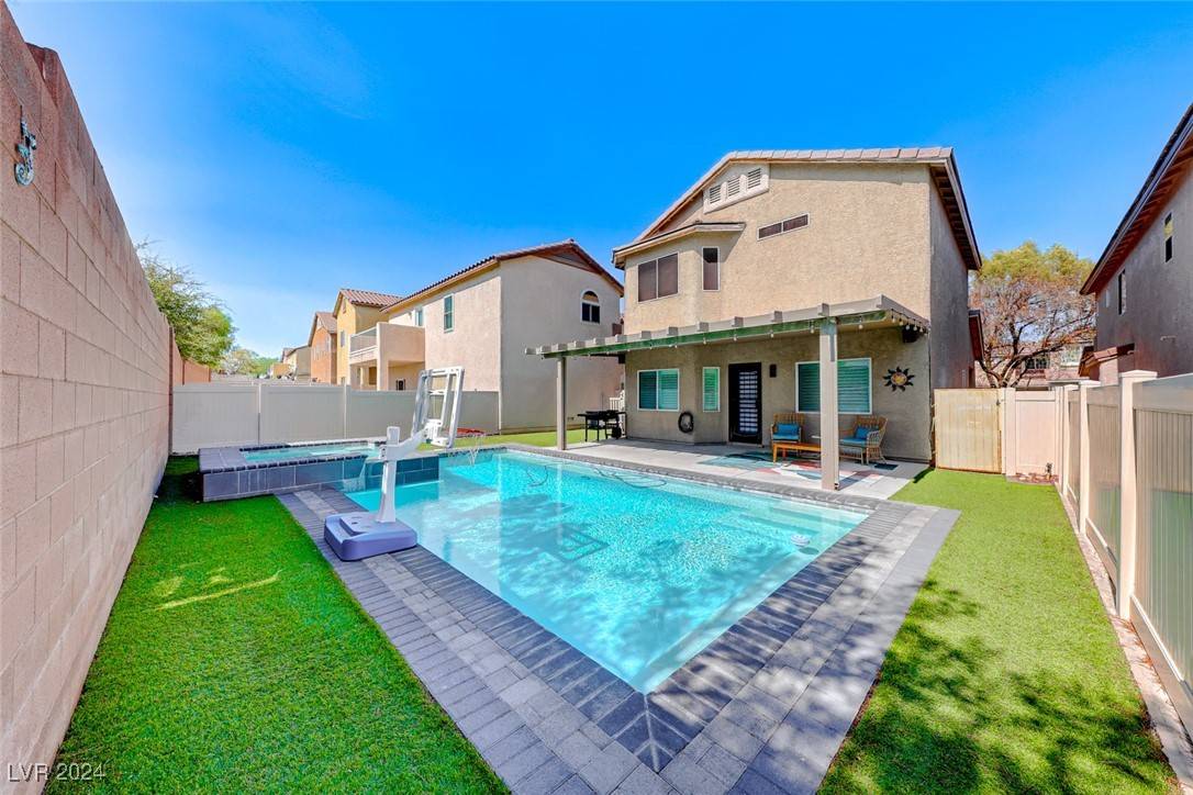 Las Vegas, NV 89143,8381 Winterchase PL