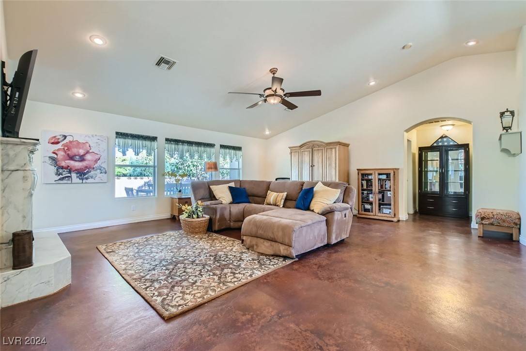 Las Vegas, NV 89149,7330 W Verde WAY