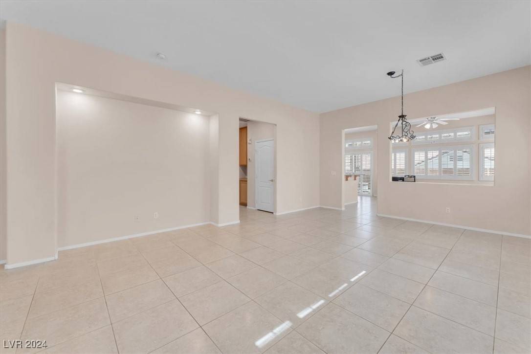 Las Vegas, NV 89144,1701 Pacific Sandstone PL